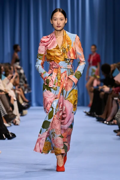 Look 35